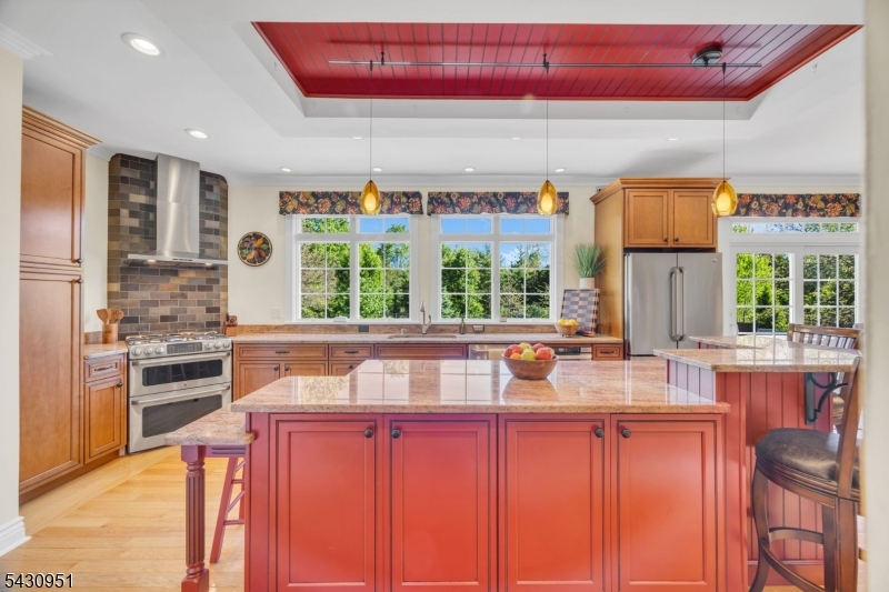 Brentwood Hills - Residential
