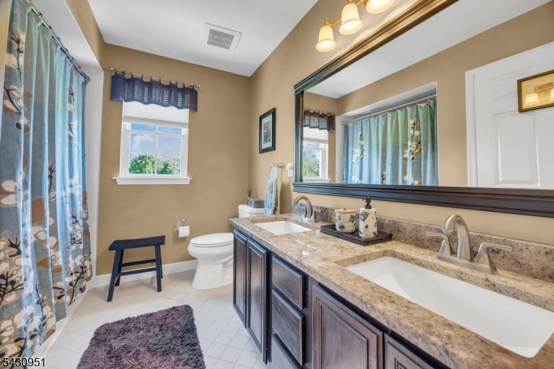 Brentwood Hills - Residential