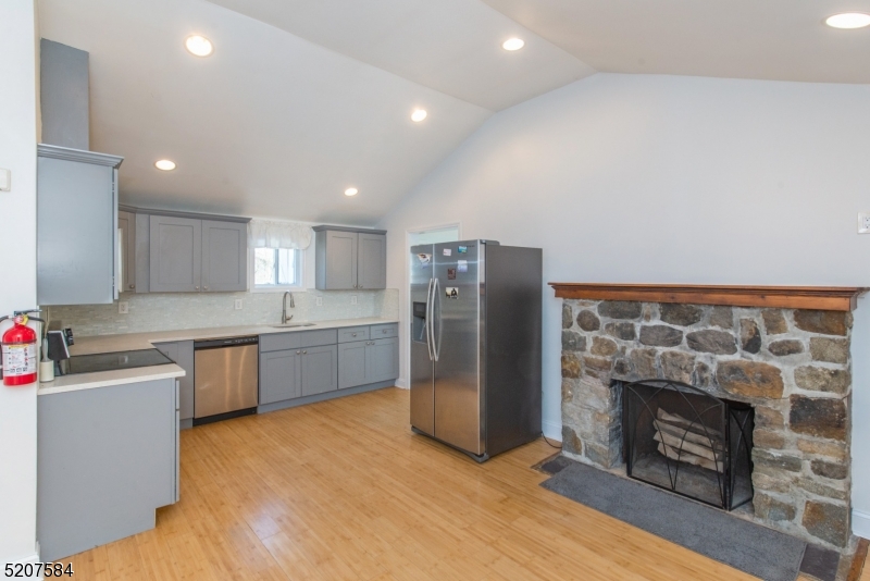 HIGHLAND LAKES - Residential