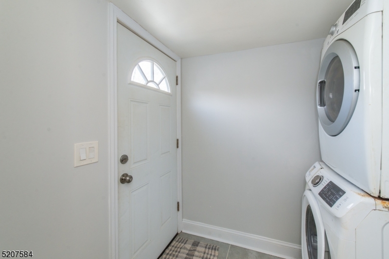 HIGHLAND LAKES - Residential