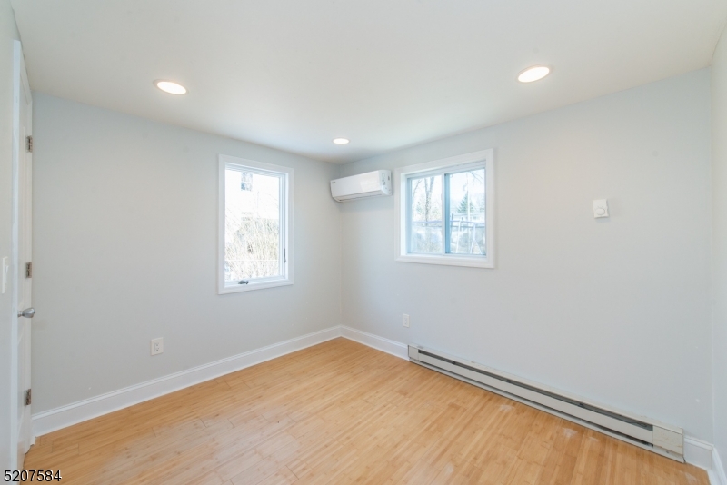 HIGHLAND LAKES - Residential