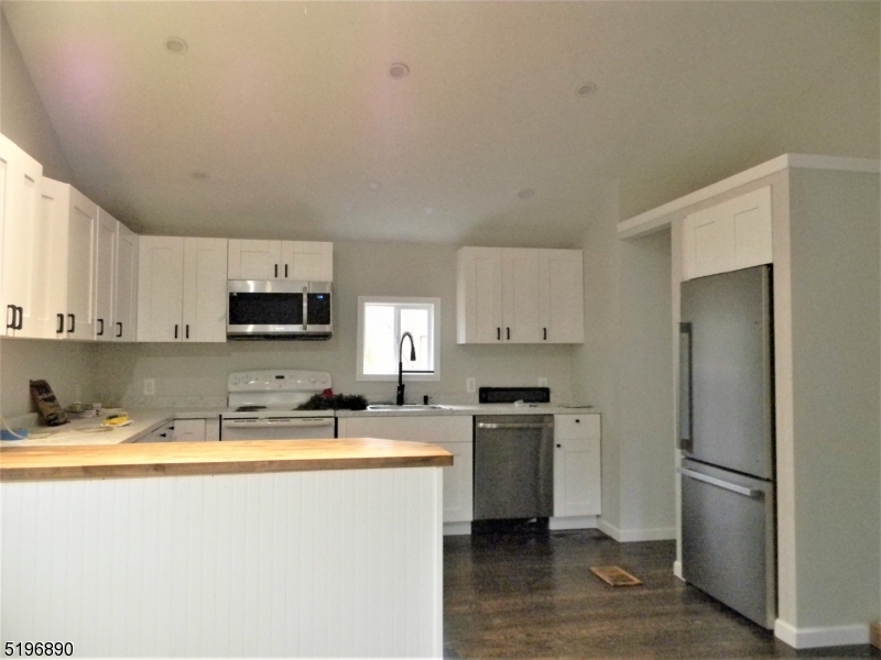 Lake Tamarack - Residential Lease