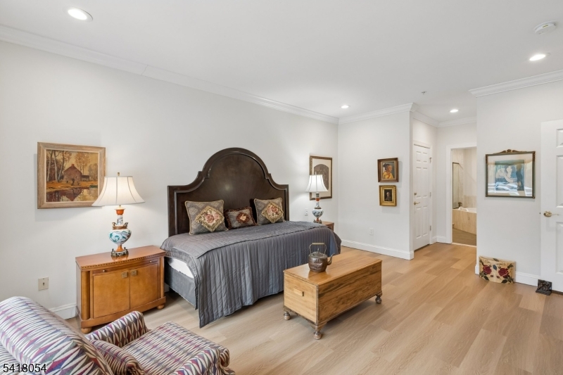 The Pointe - Residential