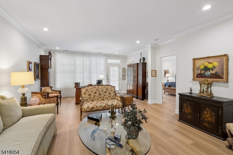 The Pointe - Residential