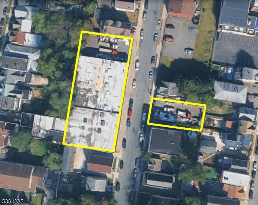 Expanding, Downsizing, or Launching a New Venture? This 17,500 SQFT warehouse presents a prime opportunity for business owners or investors. Situated on a 225x100 lot, with an additional adjacent 50x100 vacant lot included in the sale totaling 27,500 sqft, this property offers flexibility and potential for growth. Currently owner-occupied, to be vacant at closing the building features:3 drive-in doors for easy loading and logistics Dedicated office space to support administrative operations