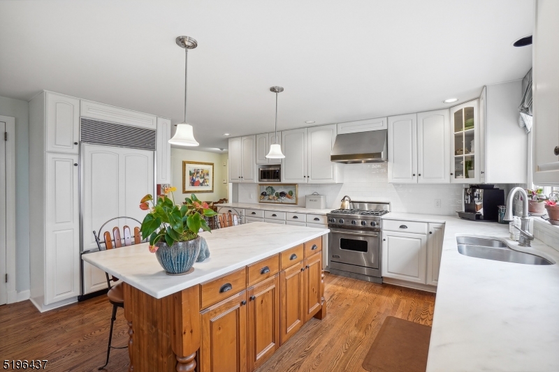 Memorial Field - Residential