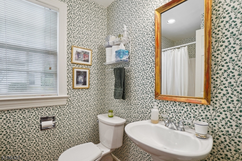 Memorial Field - Residential