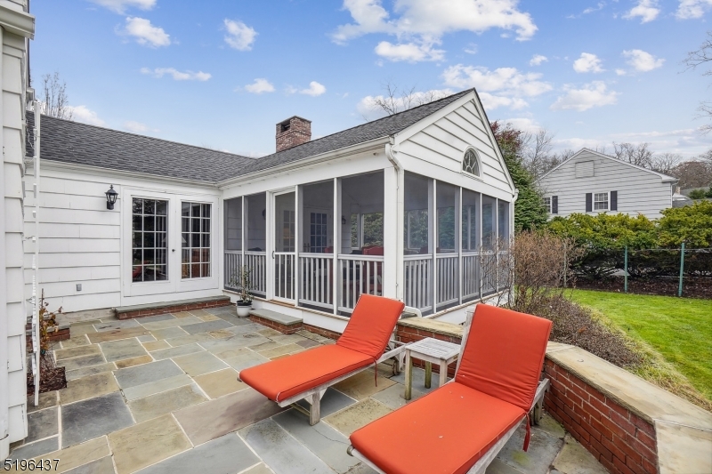 Memorial Field - Residential