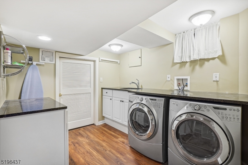 Memorial Field - Residential