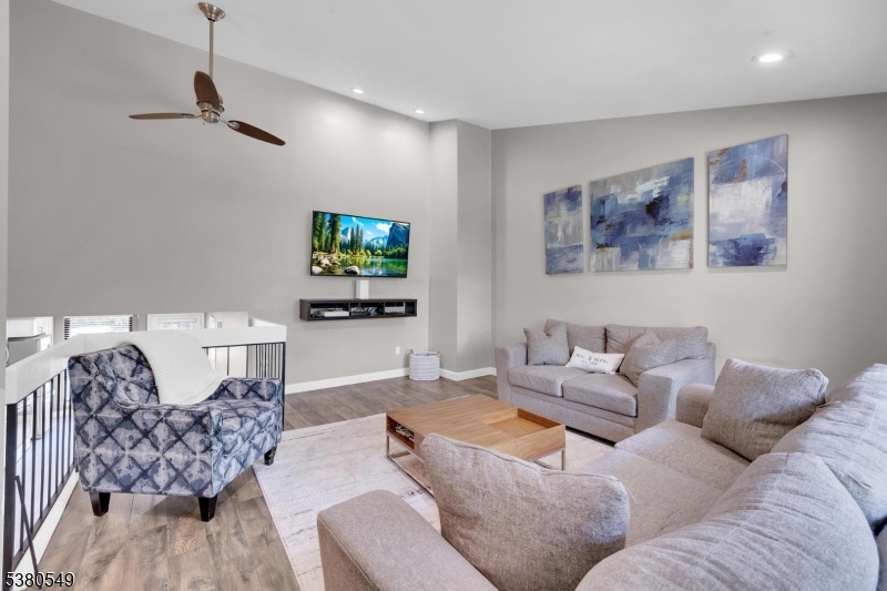 Overlook Village - Residential Lease