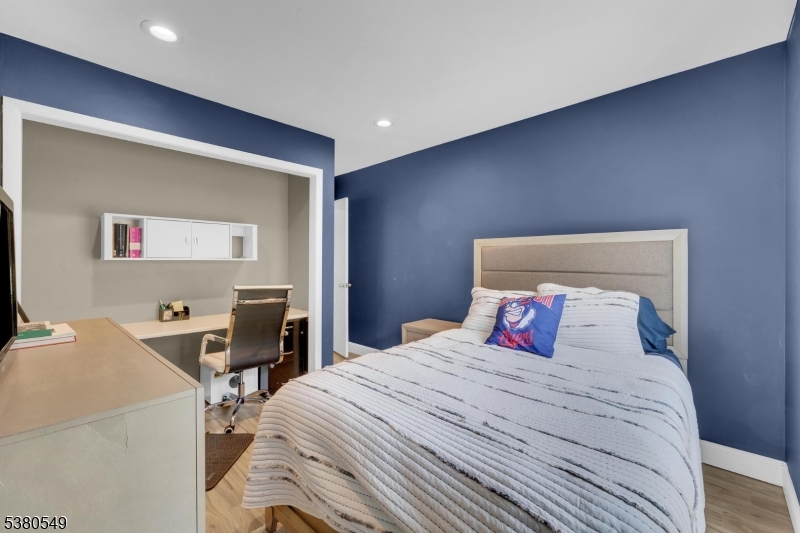 Overlook Village - Residential Lease