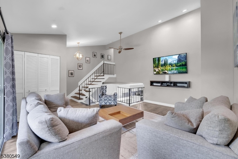 Overlook Village - Residential Lease