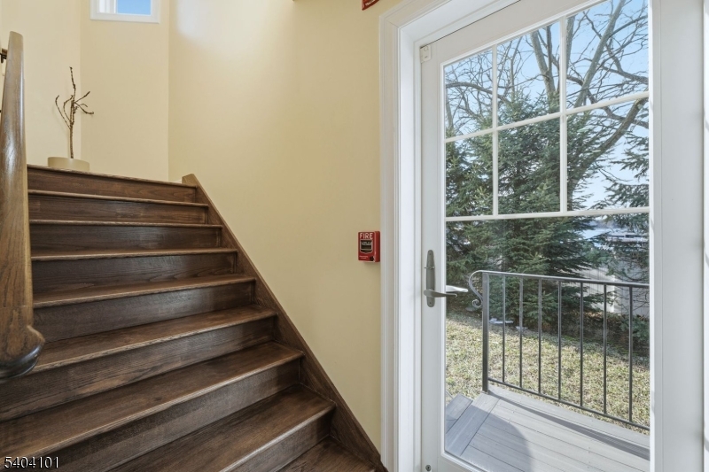 Vauxhall - Commercial Sale