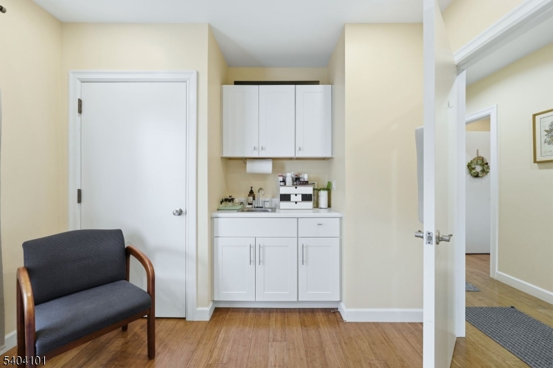 Vauxhall - Commercial Sale