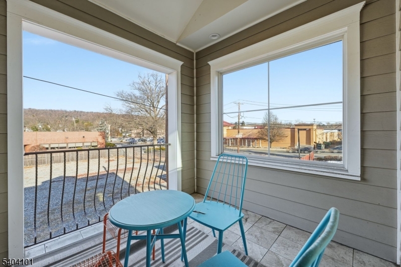 Vauxhall - Commercial Sale