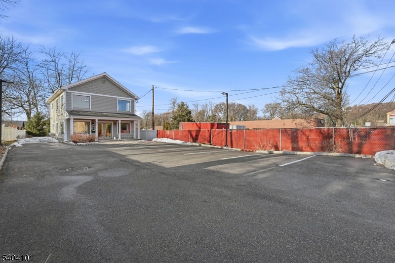 Vauxhall - Commercial Sale