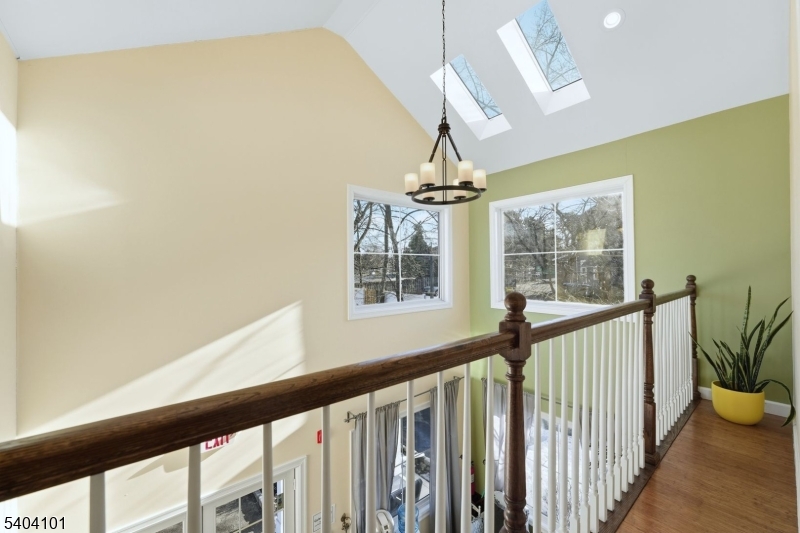 Vauxhall - Commercial Sale