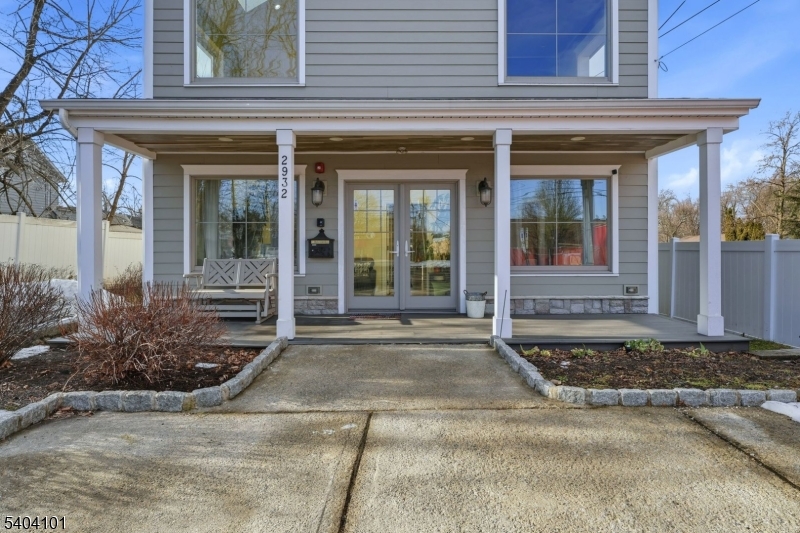 Vauxhall - Commercial Sale