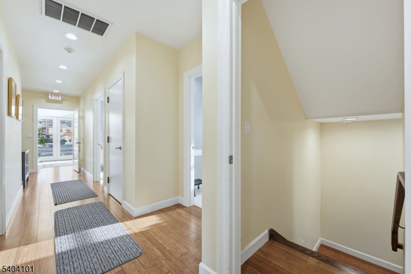 Vauxhall - Commercial Sale