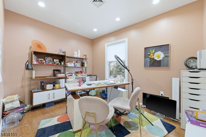 Vauxhall - Commercial Sale