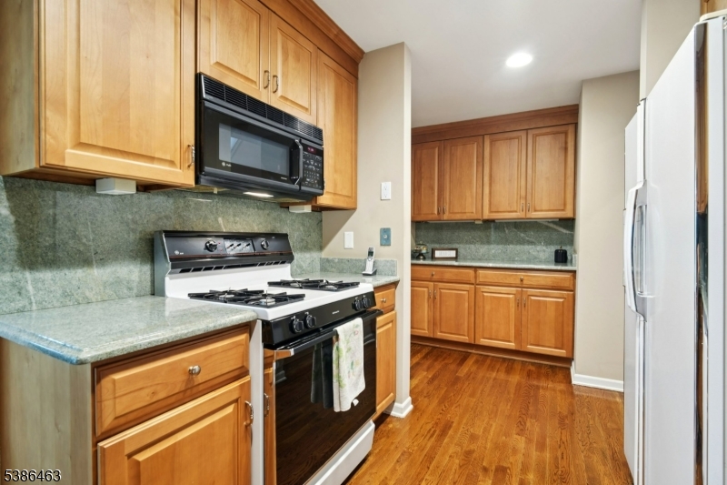 Crystal Woods - Residential