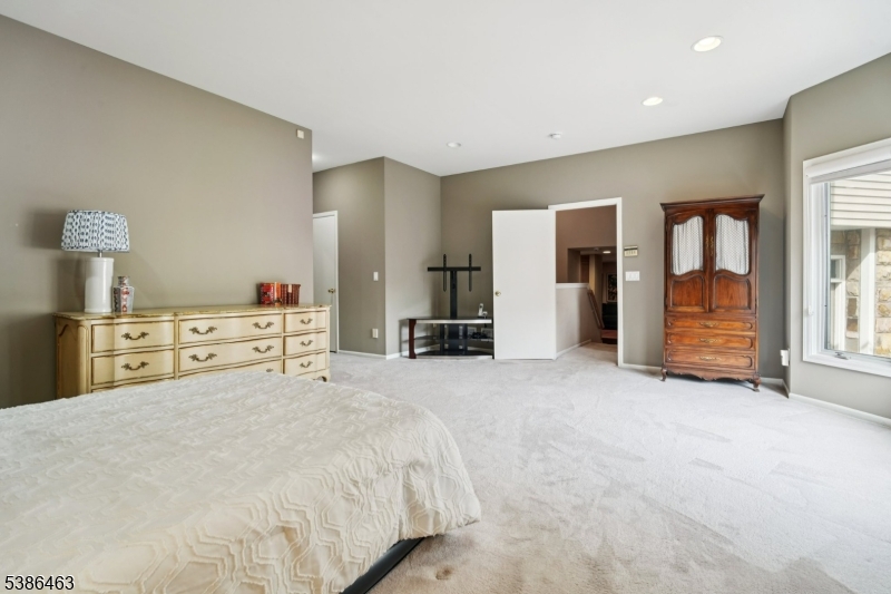 Crystal Woods - Residential