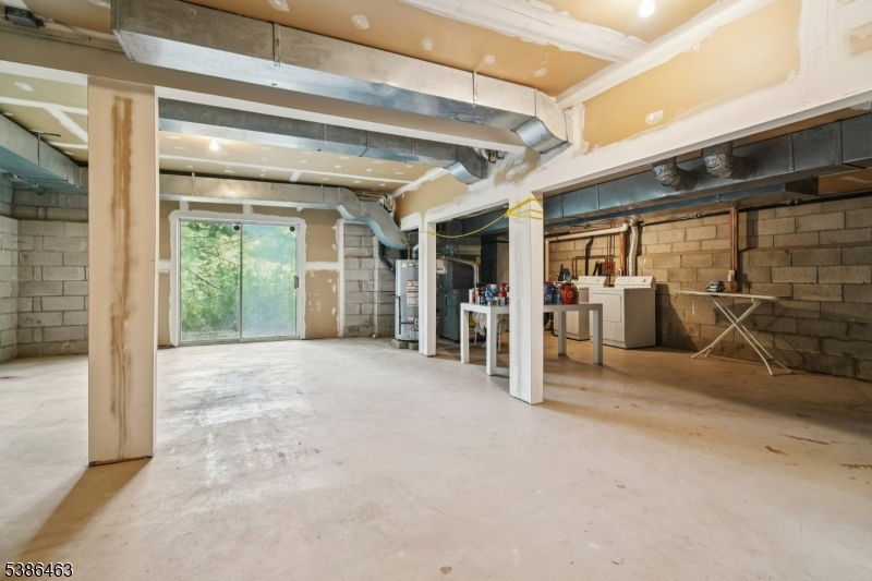 Crystal Woods - Residential