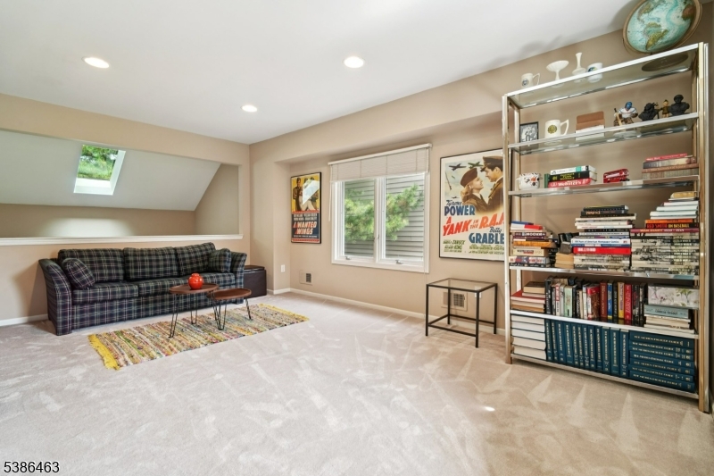 Crystal Woods - Residential