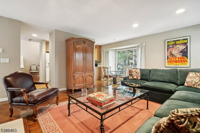 Crystal Woods - Residential