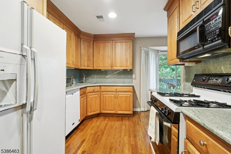 Crystal Woods - Residential