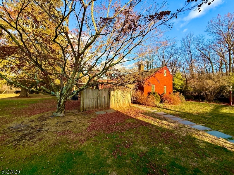 GLADSTONE - Residential