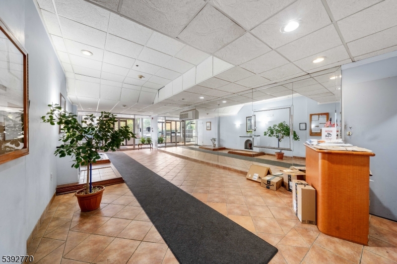 Polonaise Condominiums - Residential