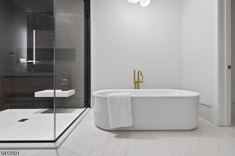 Upper Grande Rockleigh - Residential