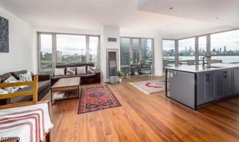 Newport - Residential