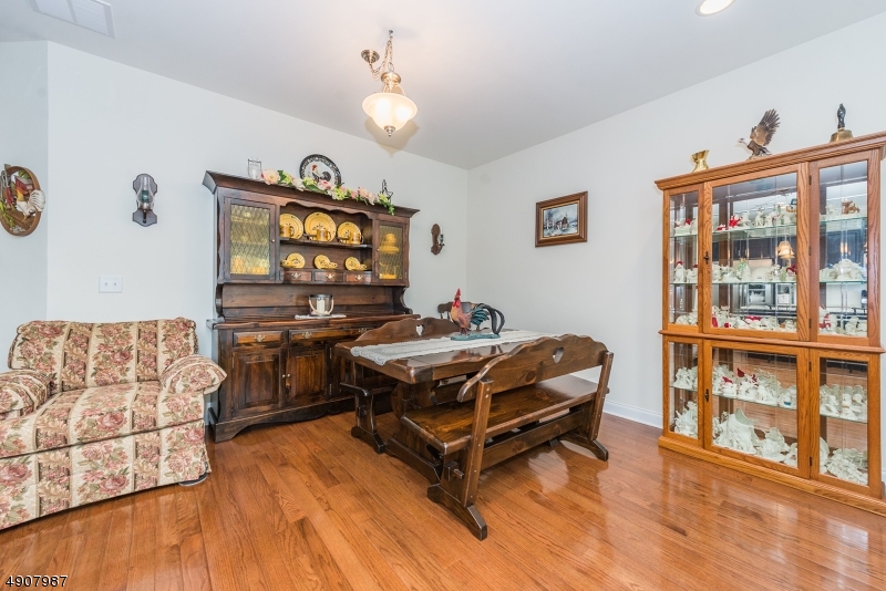 Mountain Ridge - Residential