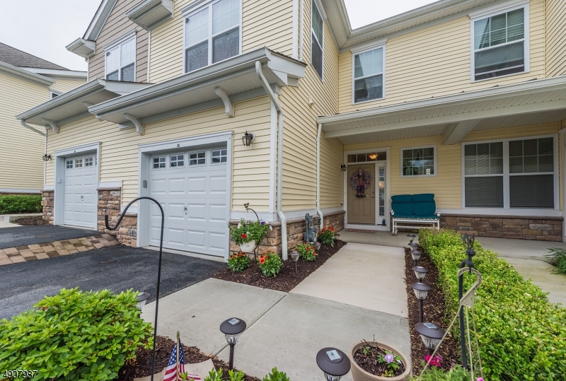 Mountain Ridge - Residential