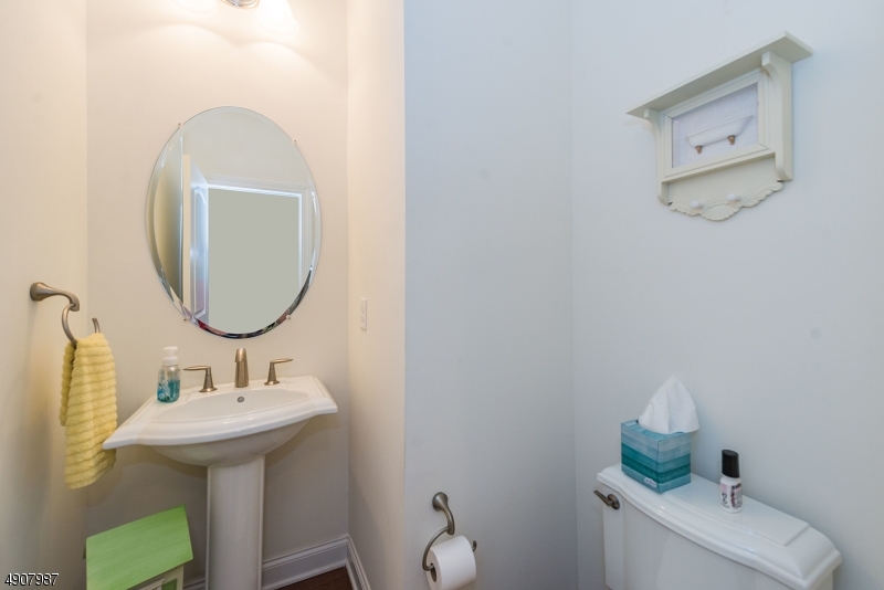 Mountain Ridge - Residential