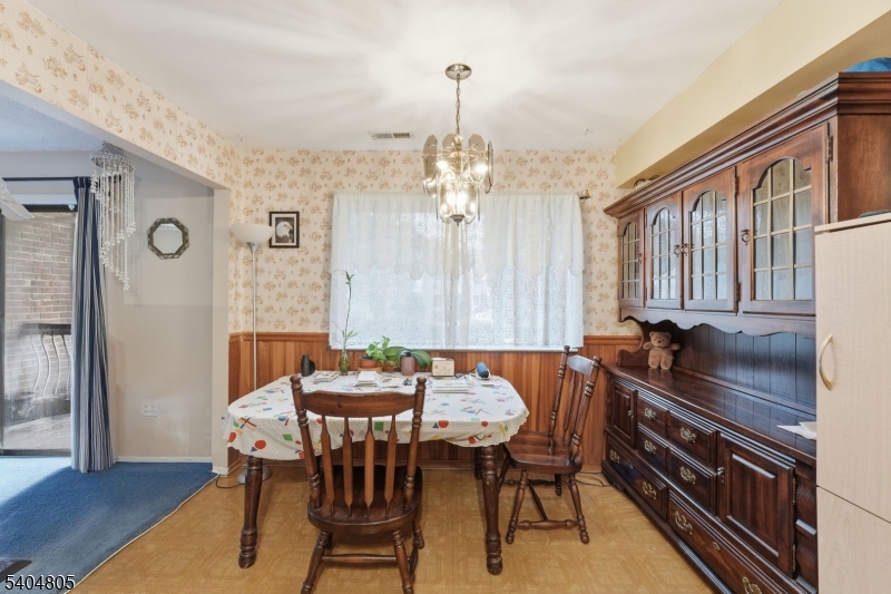 Edison Glen Condo - Residential