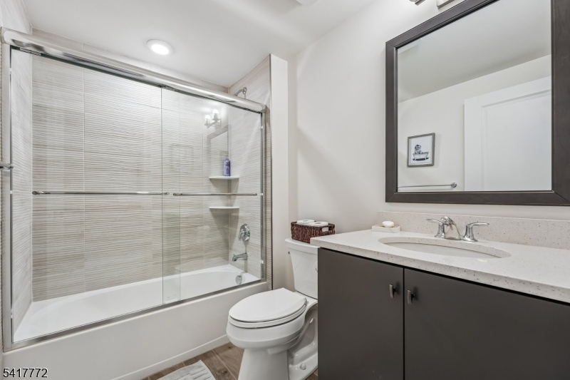 Villas at Warren - Residential