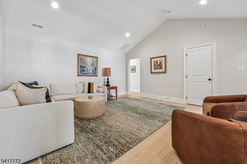 Villas at Warren - Residential