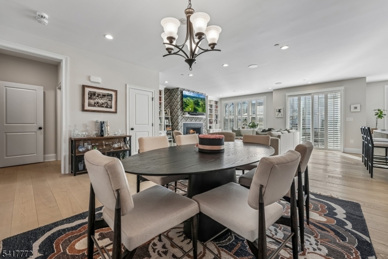 Villas at Warren - Residential