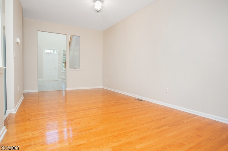 Glenmont Commons - Residential Lease