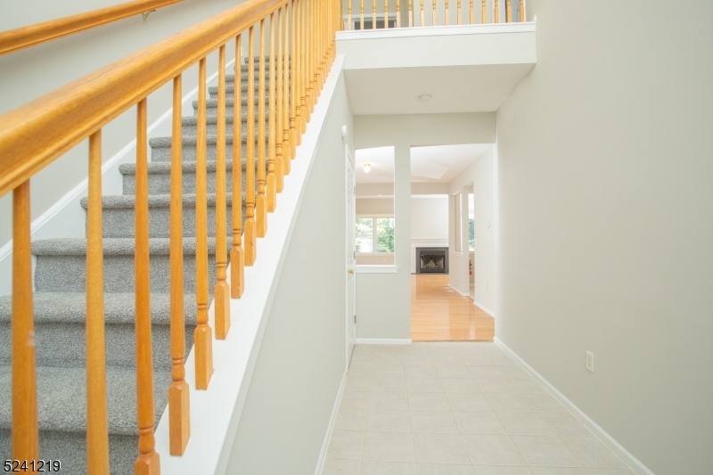 Glenmont Comnons - Residential