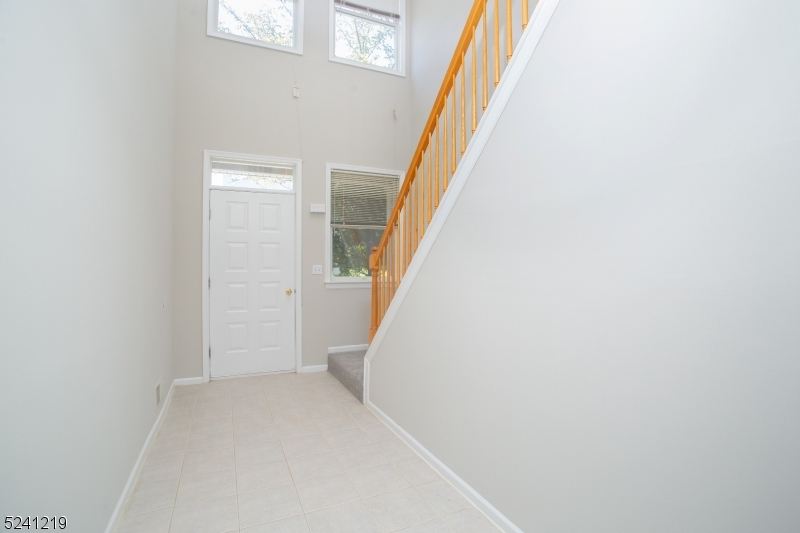 Glenmont Comnons - Residential