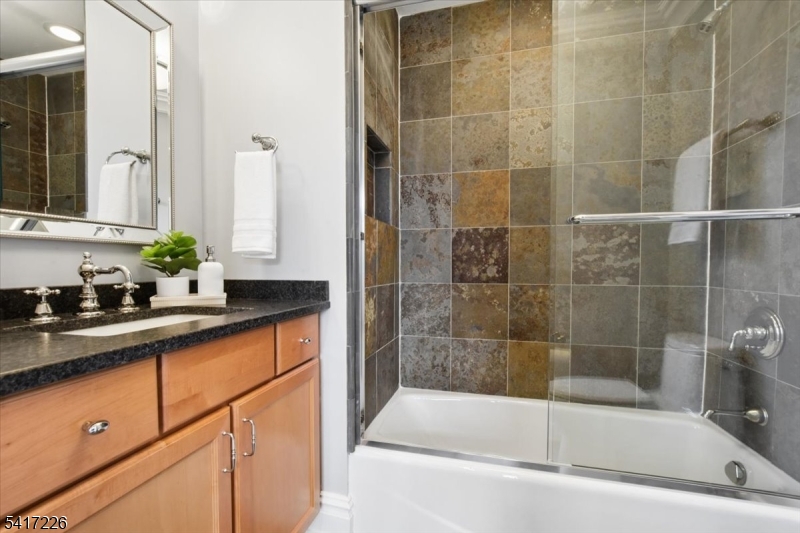 Hartshorn - Residential