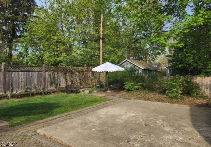 Watchung Plaza - Residential Lease