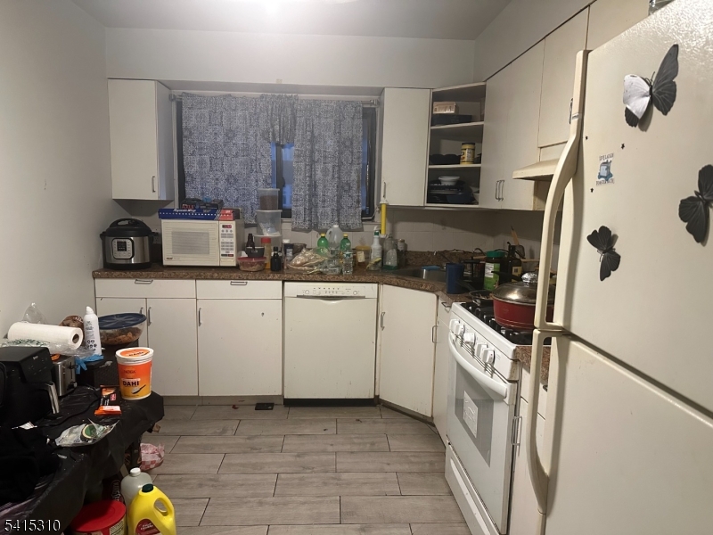 The Seville Condominiums - Residential