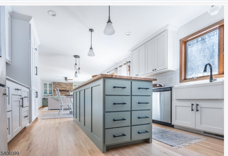 WHITE LAKE - Residential