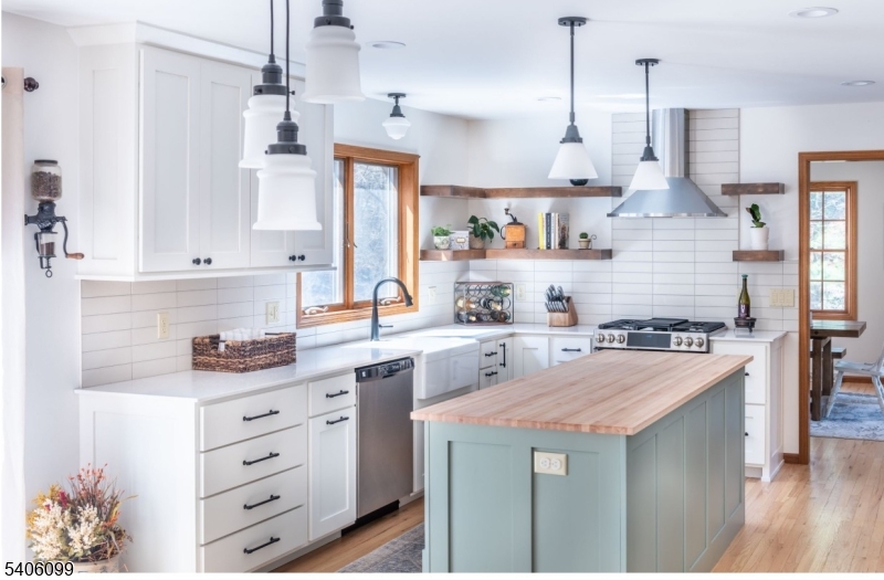 WHITE LAKE - Residential