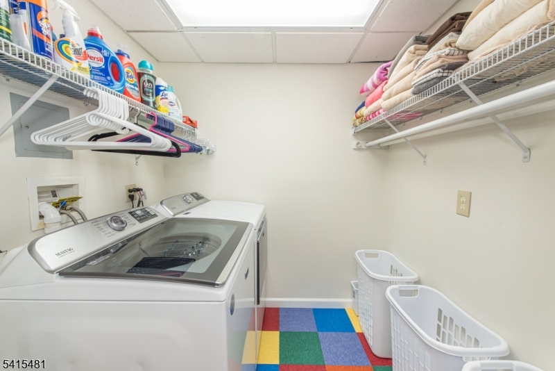 Fox Hollow - Residential